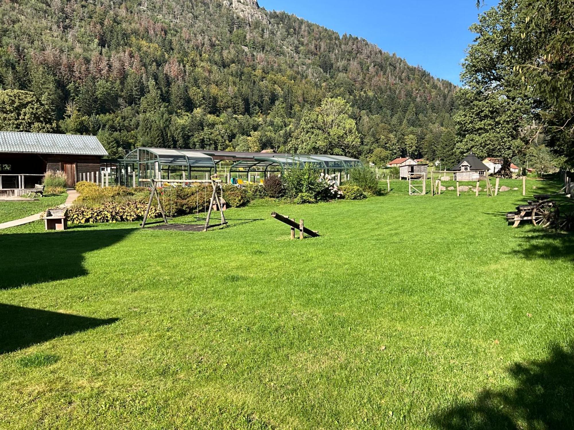 Gite Roche Des Ducs Rochesson Exterior foto